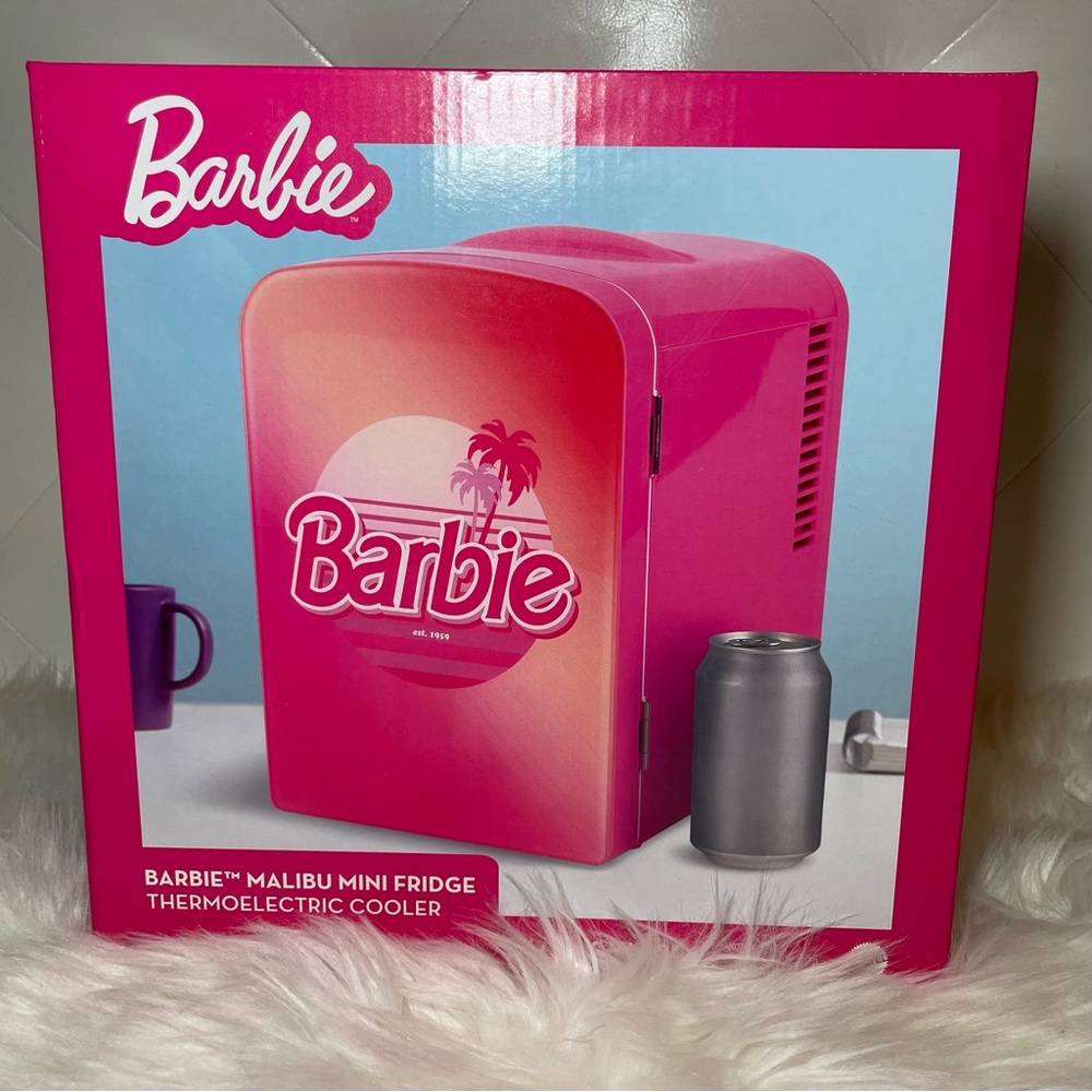 Barbie NWT mini fridge
